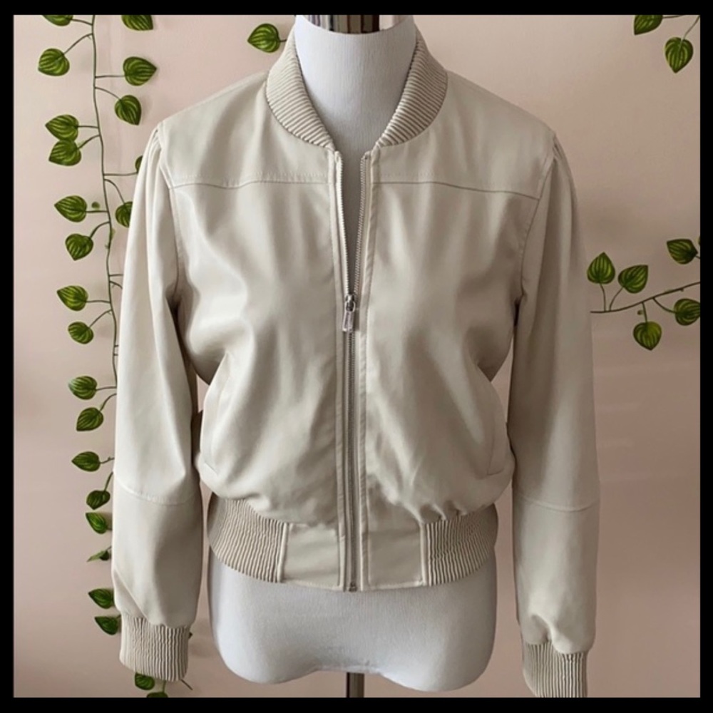 NWT Tahari Bomber Jacket